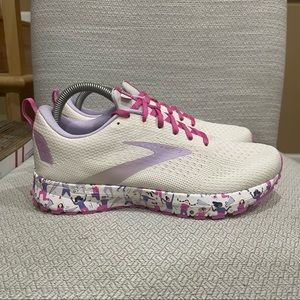 Limited Edition Brooks Revel 4 Running Shoes Sz 8.5 Women Help Save Youth Sports